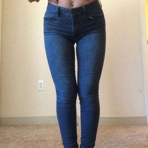 American Eagle Medium Wash Jeggings